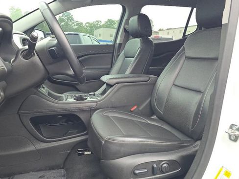 Used 2023 GMC Acadia SLT image 26