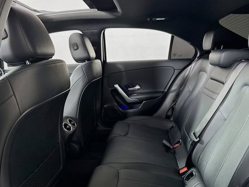 Certified 2022 Mercedes-Benz A 220 image 8