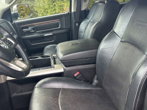 Used 2014 RAM 1500 Laramie w/ Convenience Group image 11