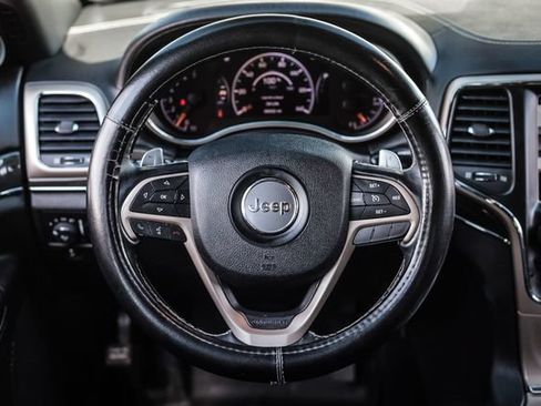 Used 2017 Jeep Grand Cherokee Overland AWD/4WD image 30
