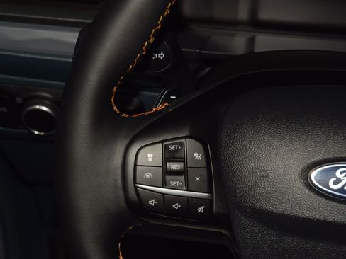 Used 2025 Ford Maverick Tremor image 40