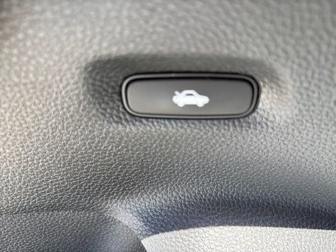Used 2023 Honda Civic LX image 18