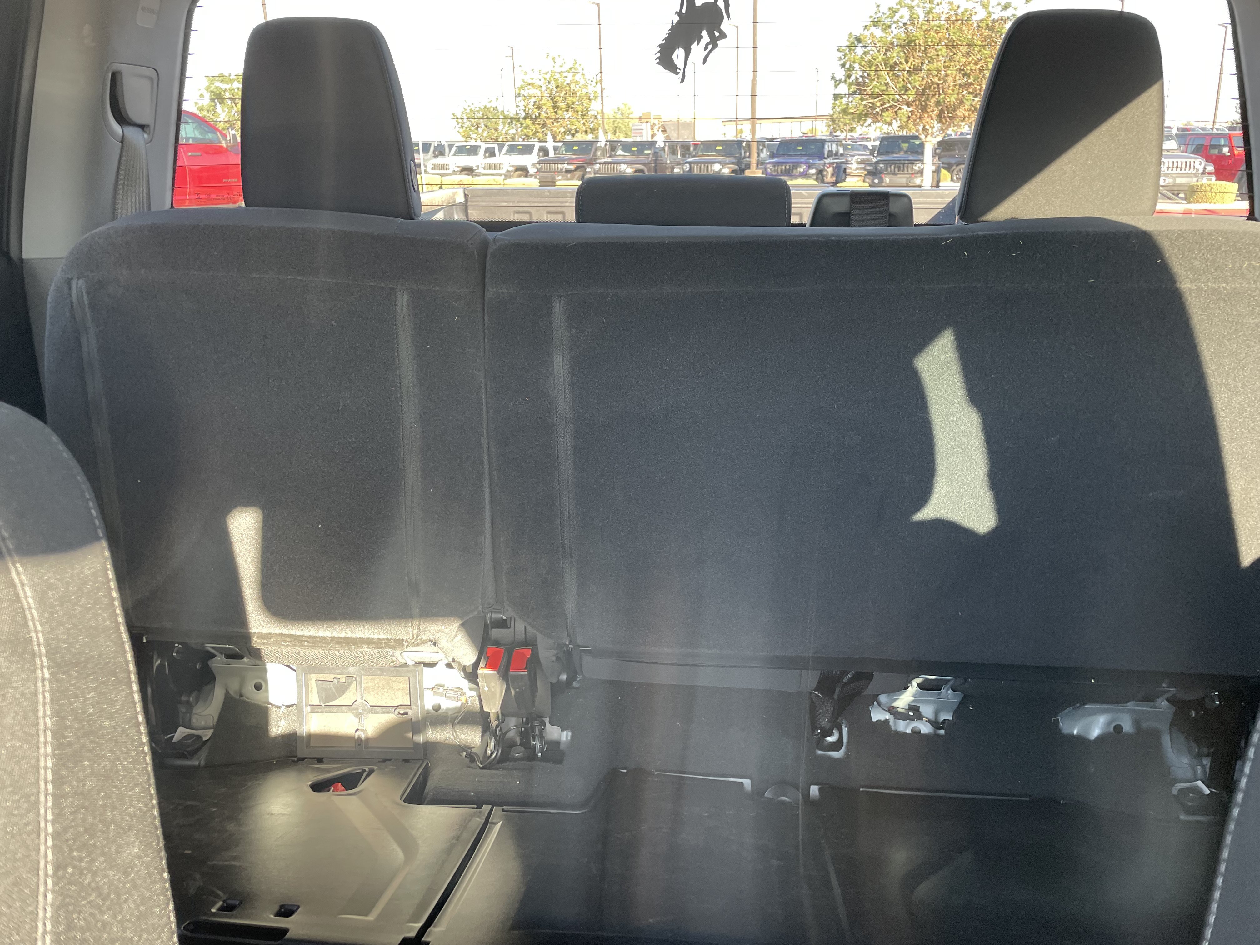 Used 2026 Chevrolet Silverado 1500 Custom Trail Boss w/ LPO, Dark Essentials Package AWD/4WD image 20