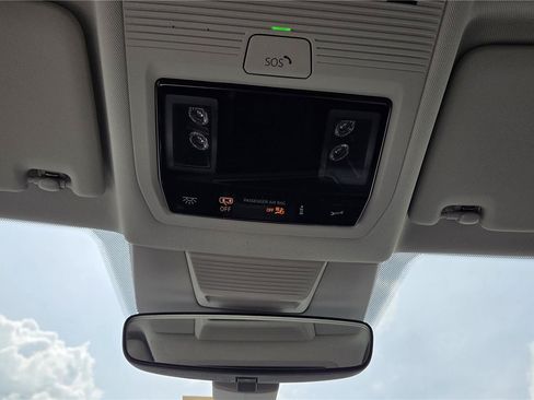 New 2026 Volkswagen Tiguan S FWD image 21