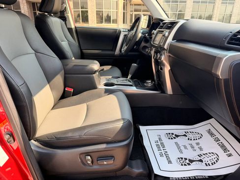 Used 2019 Toyota 4Runner SR5 Premium AWD/4WD image 14