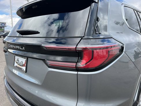 New 2026 GMC Acadia Denali w/ Super Cruise Package FWD image 11