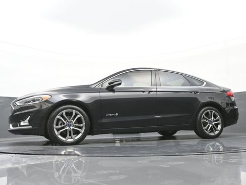 Used 2019 Ford Fusion Titanium image 41