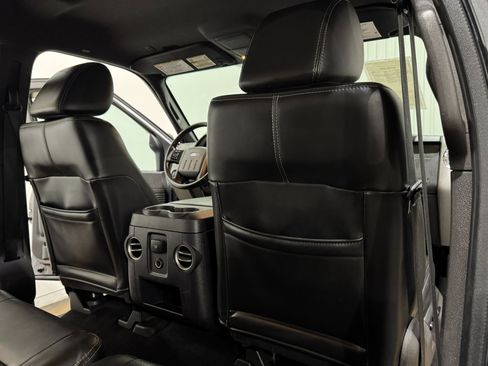 Used 2011 Ford F350 Lariat image 15