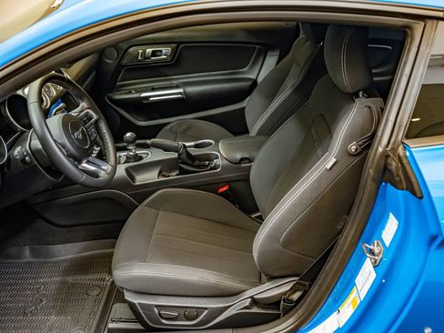 Used 2022 Ford Mustang GT w/ GT Performance Package RWD image 19