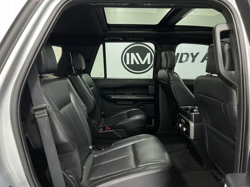 Used 2020 Ford Expedition XLT w/ Equipment Group 202A image 34