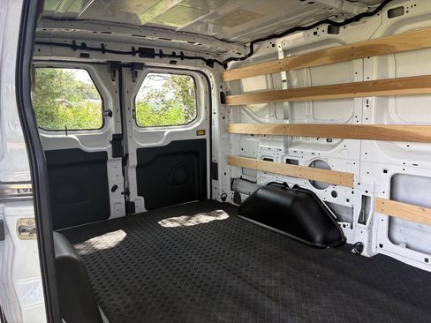 Used 2025 Ford Transit 250 Low Roof w/ Exterior Upgrade Package RWD image 26
