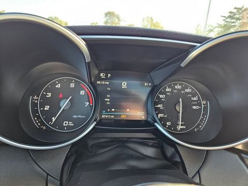 Used 2022 Alfa Romeo Giulia Sprint image 17