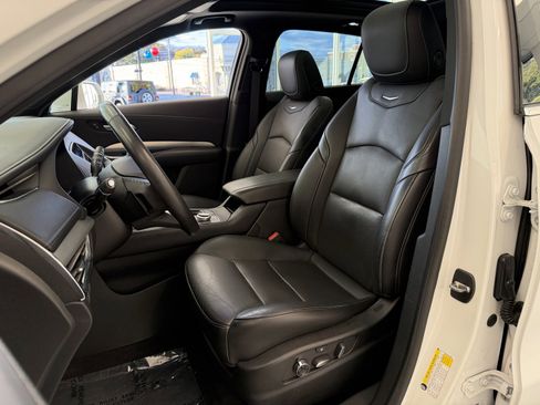 Used 2019 Cadillac XT4 Premium Luxury image 36