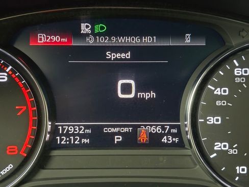 Used 2023 Audi Q5 2.0T Premium w/ Convenience Package image 35