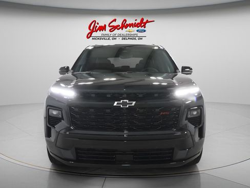 New 2026 Chevrolet Traverse RS w/ LPO, Floor Liner Package AWD/4WD image 3