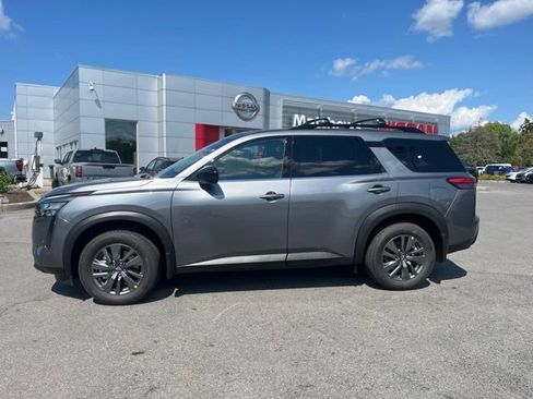 New 2026 Nissan Pathfinder SV w/ Cargo Package AWD/4WD image 2