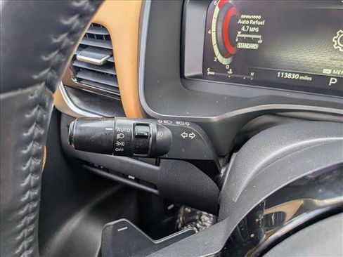 Used 2021 Nissan Rogue Platinum FWD image 16