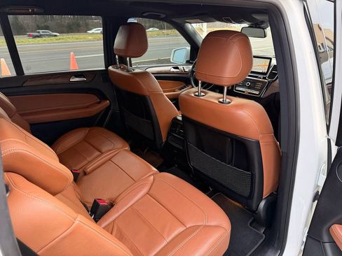 Used 2019 Mercedes-Benz GLS 450 4MATIC w/ Premium 1 Package image 36