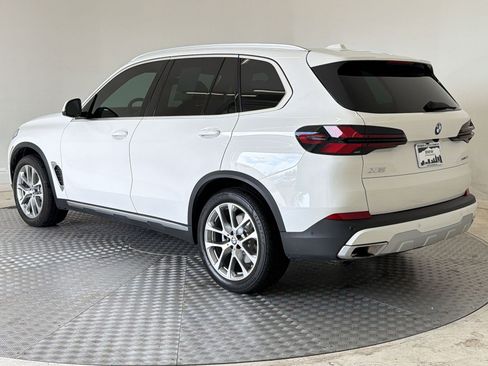 Certified 2024 BMW X5 xDrive40i AWD/4WD image 3