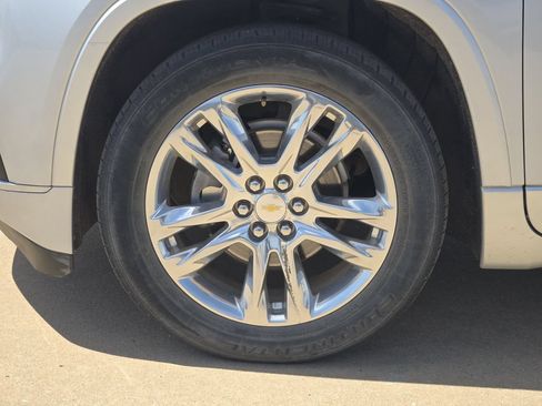Used 2020 Chevrolet Traverse High Country AWD/4WD image 29