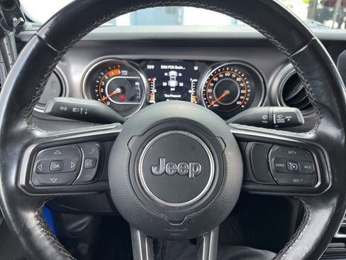 Used 2021 Jeep Gladiator Sport image 63