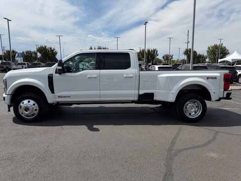 New 2026 Ford F450 Platinum w/ FX4 Off-Road Package AWD/4WD image 6
