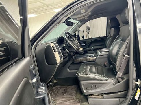 Used 2014 GMC Sierra 1500 Denali w/ Suspension Package, Off-Road image 19