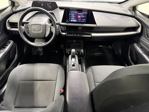 Used 2023 Toyota Prius LE FWD image 12