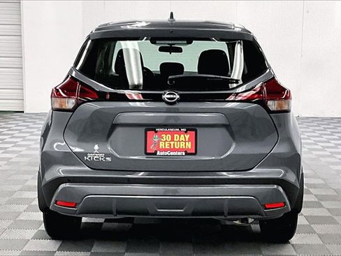 New 2025 Nissan Kicks Play S image 4