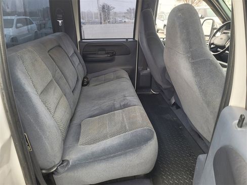 Used 2001 Ford F350 XLT image 11