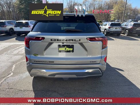 New 2026 GMC Terrain Denali w/ LPO, Black Badging Package AWD/4WD image 4