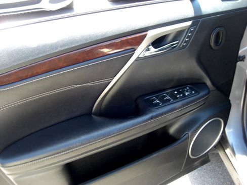 Used 2016 Lexus RX 350 FWD 4dr w/ Premium Package image 20