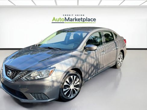 Used 2019 Nissan Sentra S FWD image 3