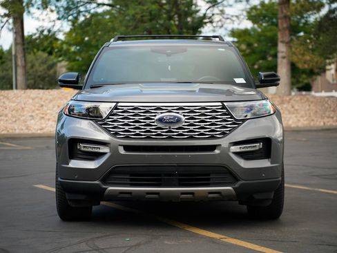 Used 2021 Ford Explorer Platinum w/ Equipment Group 601A AWD/4WD image 8