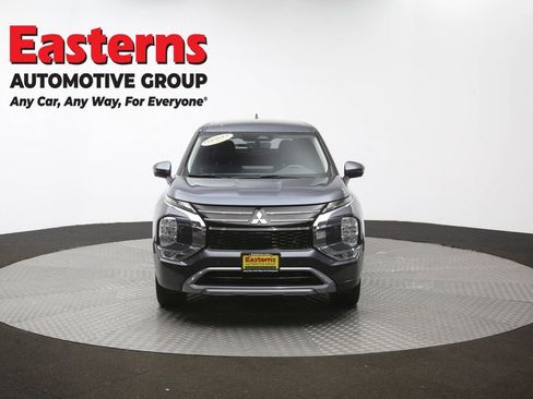 Used 2025 Mitsubishi Outlander SE AWD/4WD image 52