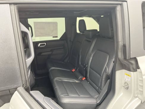 New 2026 Ford Bronco Badlands AWD/4WD image 9