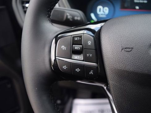 Used 2023 Ford Escape Active w/ Tech Pack #2 AWD/4WD image 6