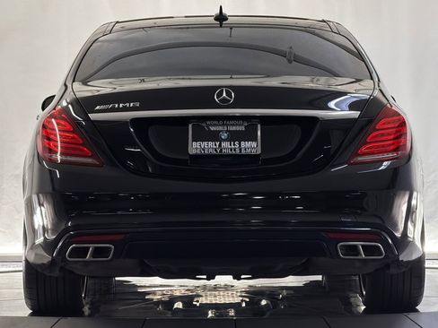 Used 2017 Mercedes-Benz S 550 Sedan image 9