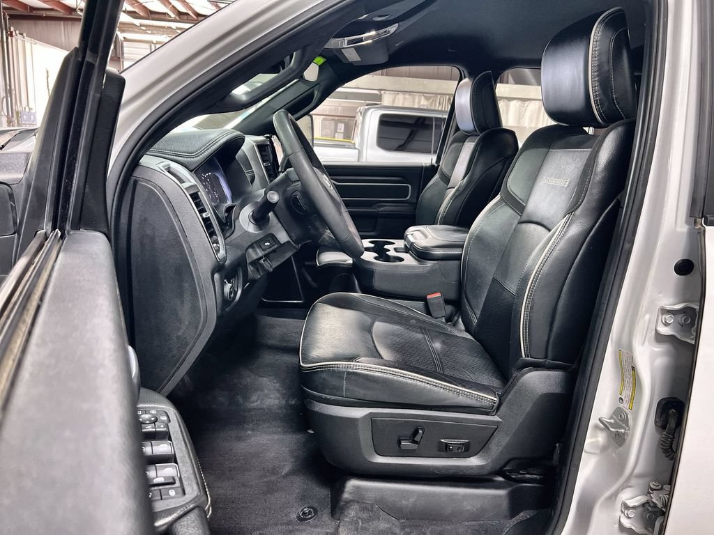 Used 2026 RAM 2500 Laramie AWD/4WD image 12