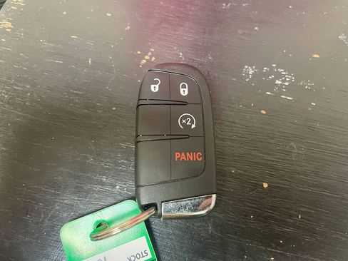 Used 2020 Jeep Compass Limited image 10