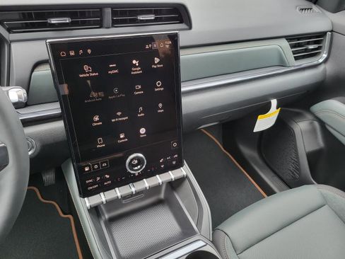 New 2026 GMC Terrain AT4 w/ Technology Package II image 9