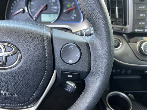 Used 2015 Toyota RAV4 Limited w/ Technology Package AWD/4WD image 29