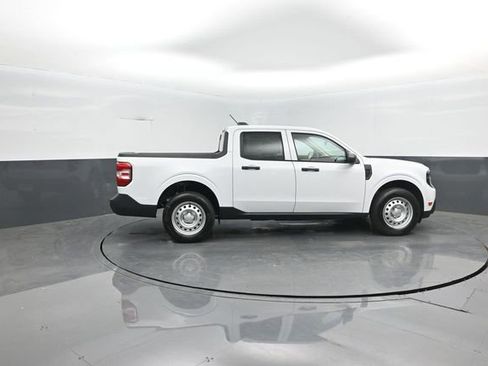 New 2026 Ford Maverick XL AWD/4WD image 8