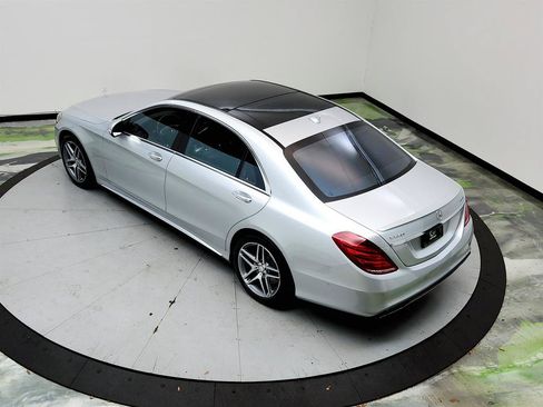 Used 2015 Mercedes-Benz S 550 4MATIC Sedan image 35