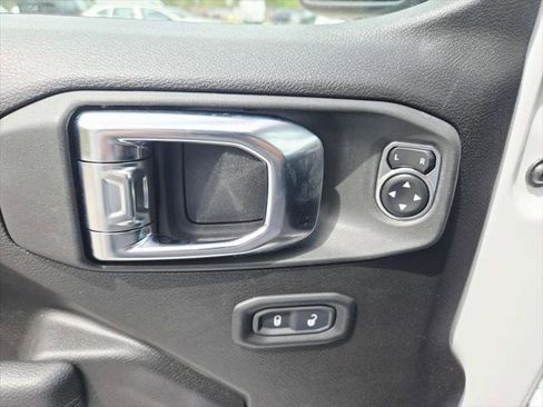 Certified 2025 Jeep Wrangler Unlimited Sport AWD/4WD image 38