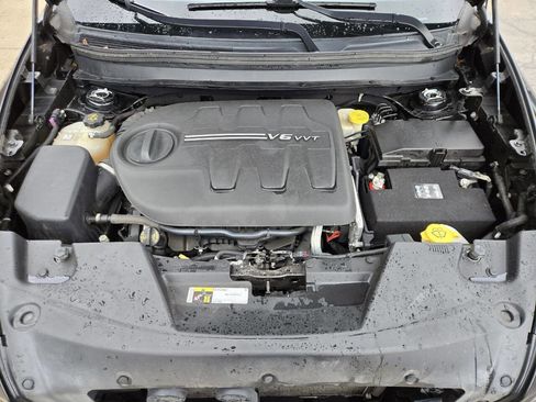 Used 2017 Jeep Cherokee Limited image 20