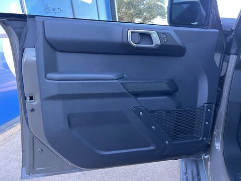 New 2025 Ford Bronco Outer Banks image 11