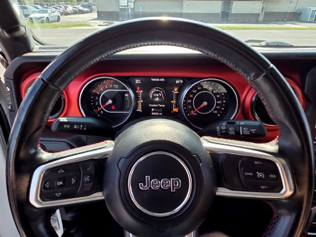 Used 2018 Jeep Wrangler Unlimited Rubicon w/ Dual Top Group AWD/4WD image 29