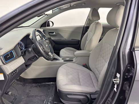 Used 2019 Kia Niro LX image 15