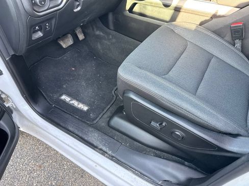 Used 2023 RAM 1500 Big Horn AWD/4WD image 14